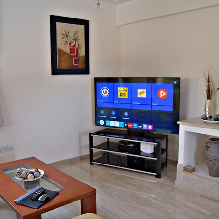 Villa Saraliana Sandy Beach Villas - Heated Pool - Jacuzzi - Private Beach Area Πόλη Εξωτερικό φωτογραφία