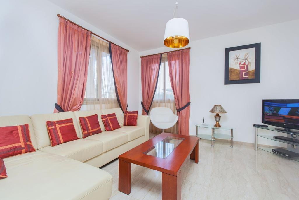Villa Saraliana Sandy Beach Villas - Heated Pool - Jacuzzi - Private Beach Area Πόλη Δωμάτιο φωτογραφία