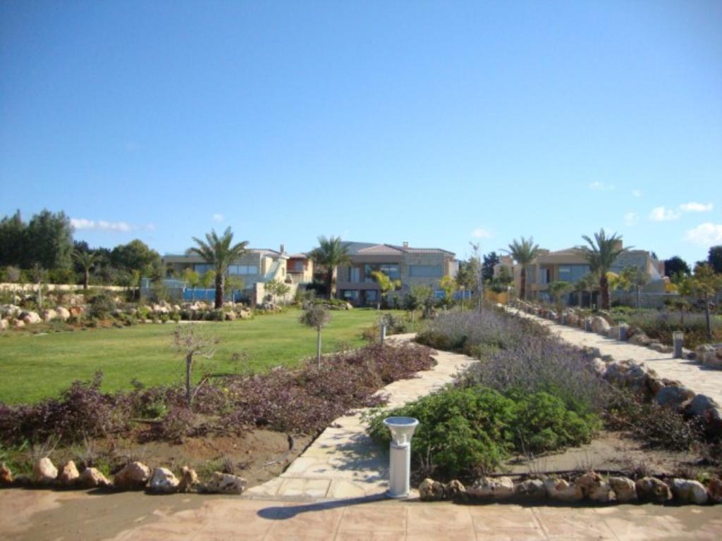 Villa Saraliana Sandy Beach Villas - Heated Pool - Jacuzzi - Private Beach Area Πόλη Δωμάτιο φωτογραφία
