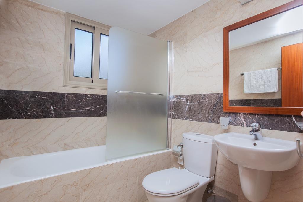 Villa Saraliana Sandy Beach Villas - Heated Pool - Jacuzzi - Private Beach Area Πόλη Δωμάτιο φωτογραφία