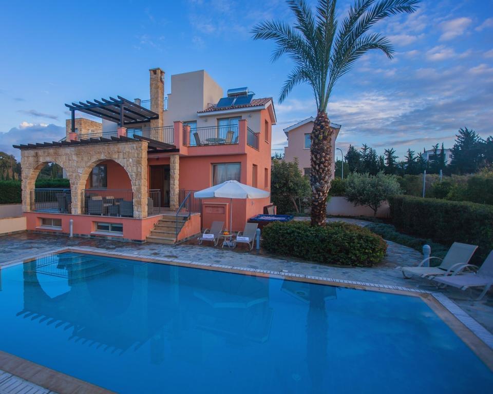 Villa Saraliana Sandy Beach Villas - Heated Pool - Jacuzzi - Private Beach Area Πόλη Δωμάτιο φωτογραφία