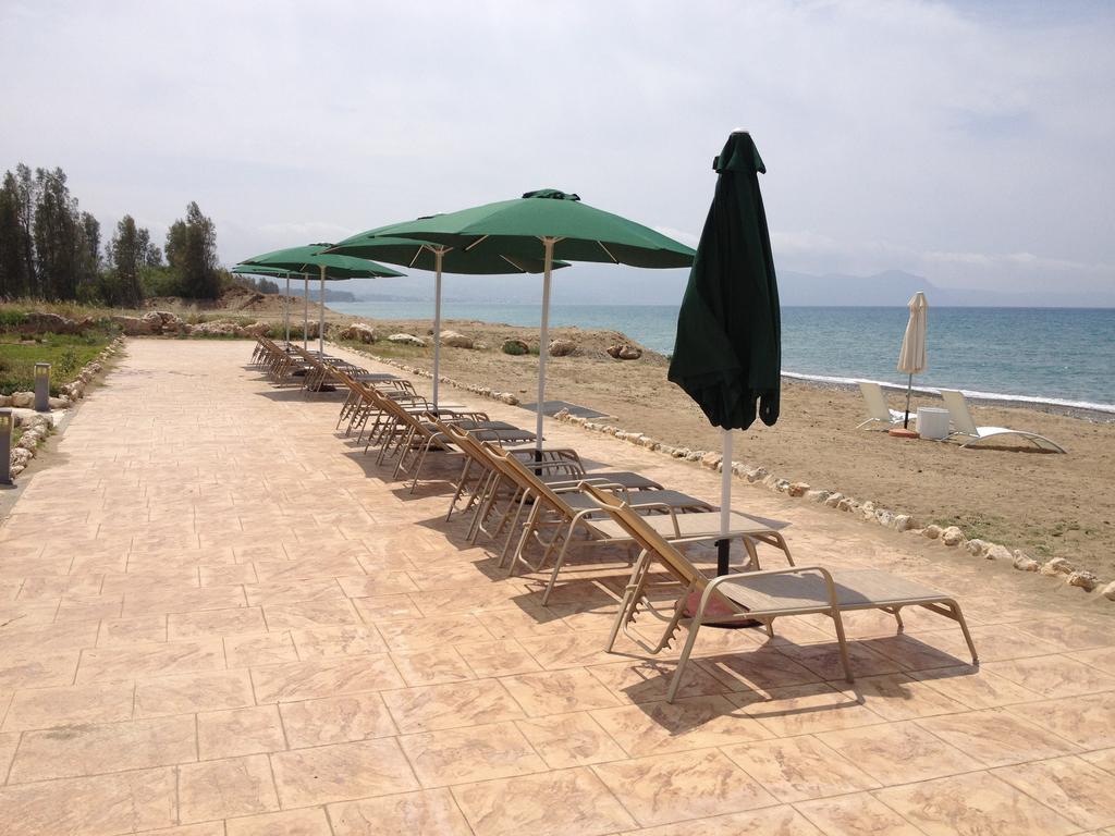 Villa Saraliana Sandy Beach Villas - Heated Pool - Jacuzzi - Private Beach Area Πόλη Δωμάτιο φωτογραφία